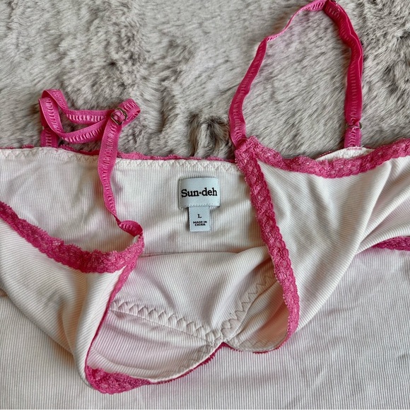Aritzia Sunday Best Baby Pink Ribbed Ronette Tank with Hot Pink Lace Trim - Picture 2 of 4